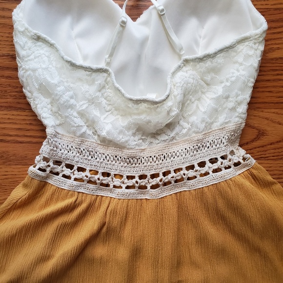 GLARE | Lace & Gauze Dress with Crochet Detail - Picture 6 of 8